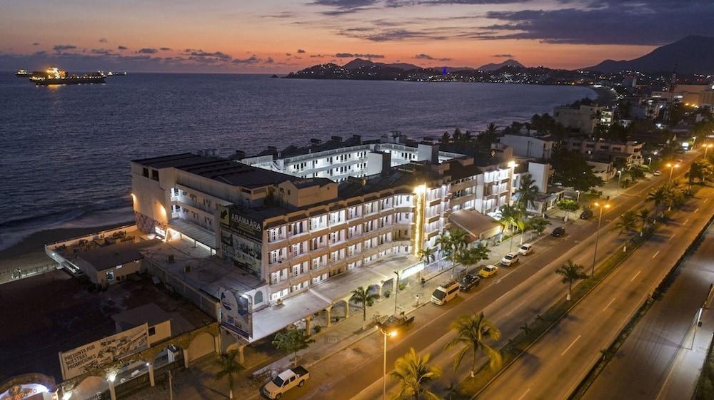 Hotel Fiesta Mexicana Manzanillo Exterior photo